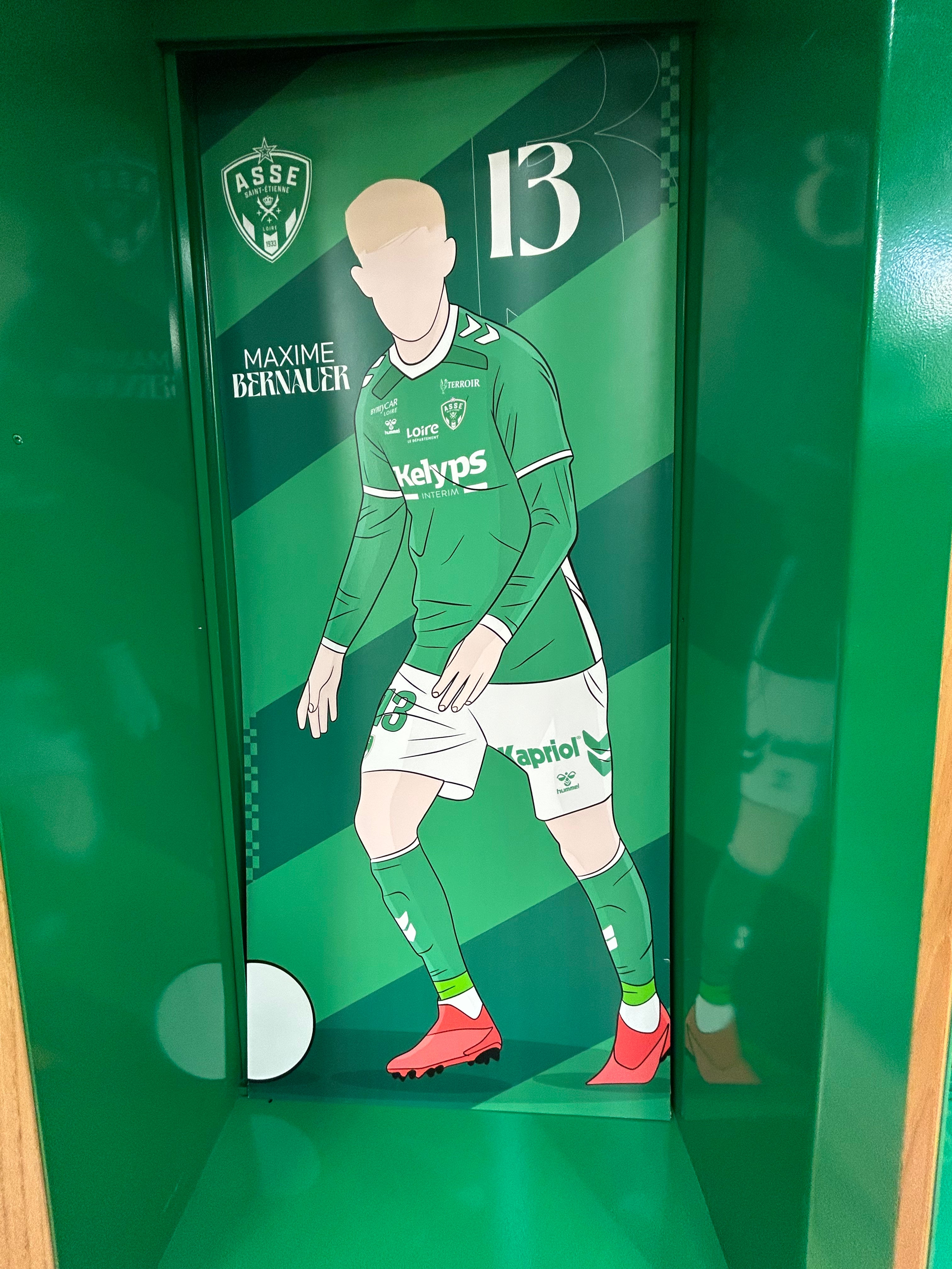 Panneau personnalisé vestiaire - Maxime BERNAUER