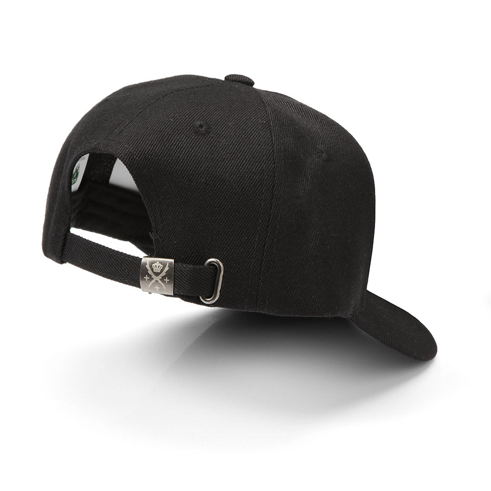 Casquette noire avec logo noir